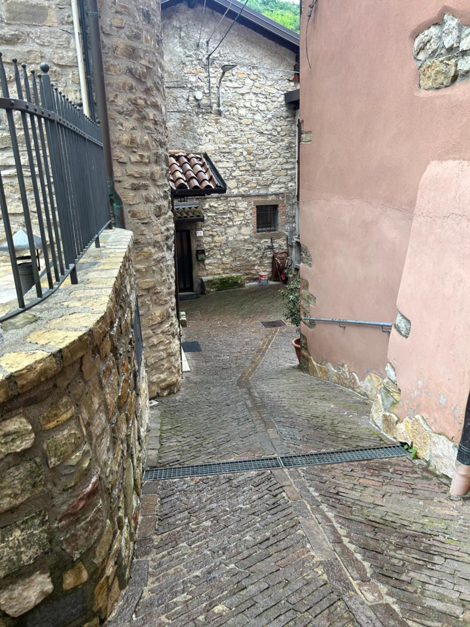 Palazzago Casa Vacanza Serena מראה חיצוני תמונה
