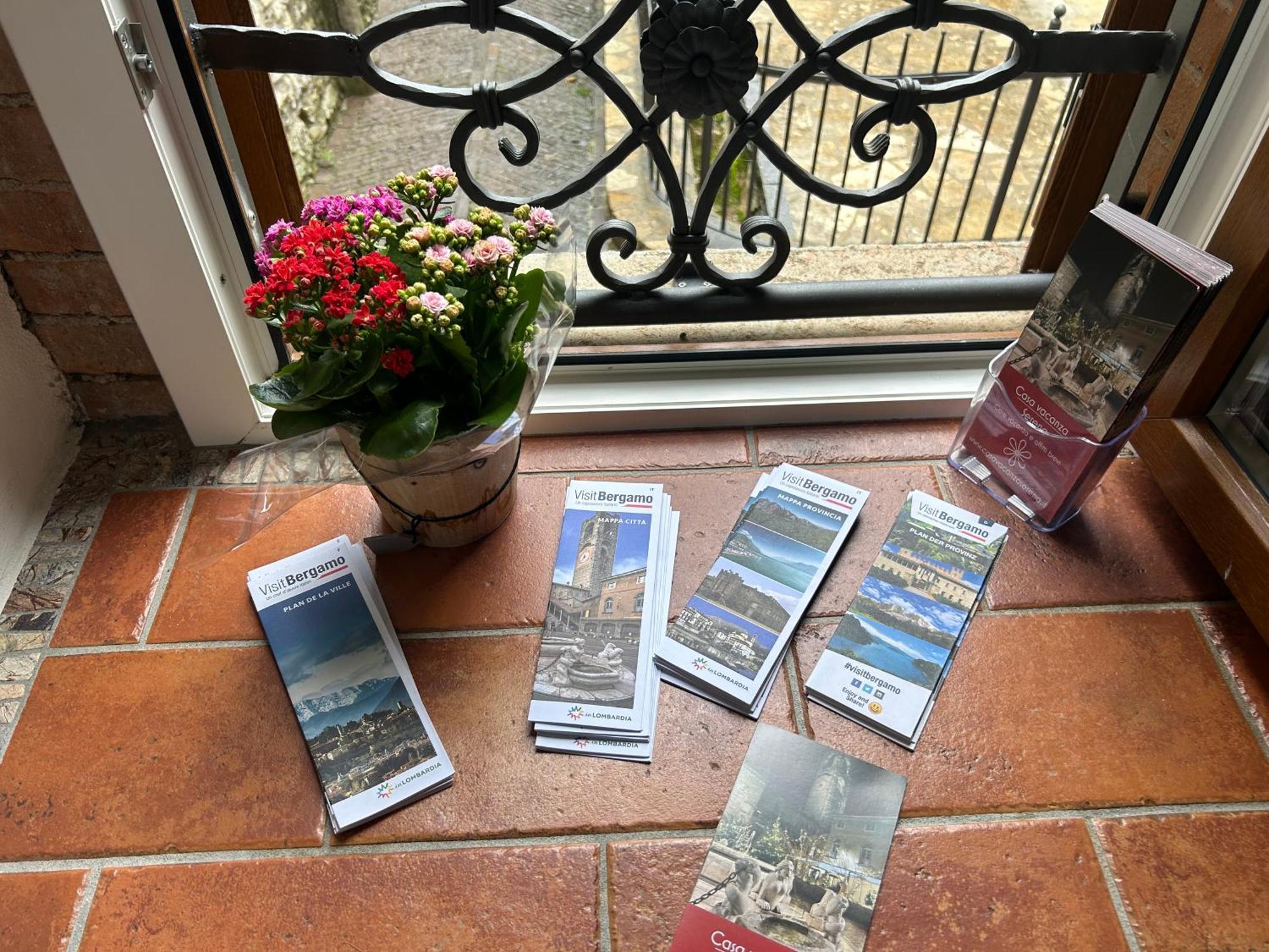 Palazzago Casa Vacanza Serena מראה חיצוני תמונה